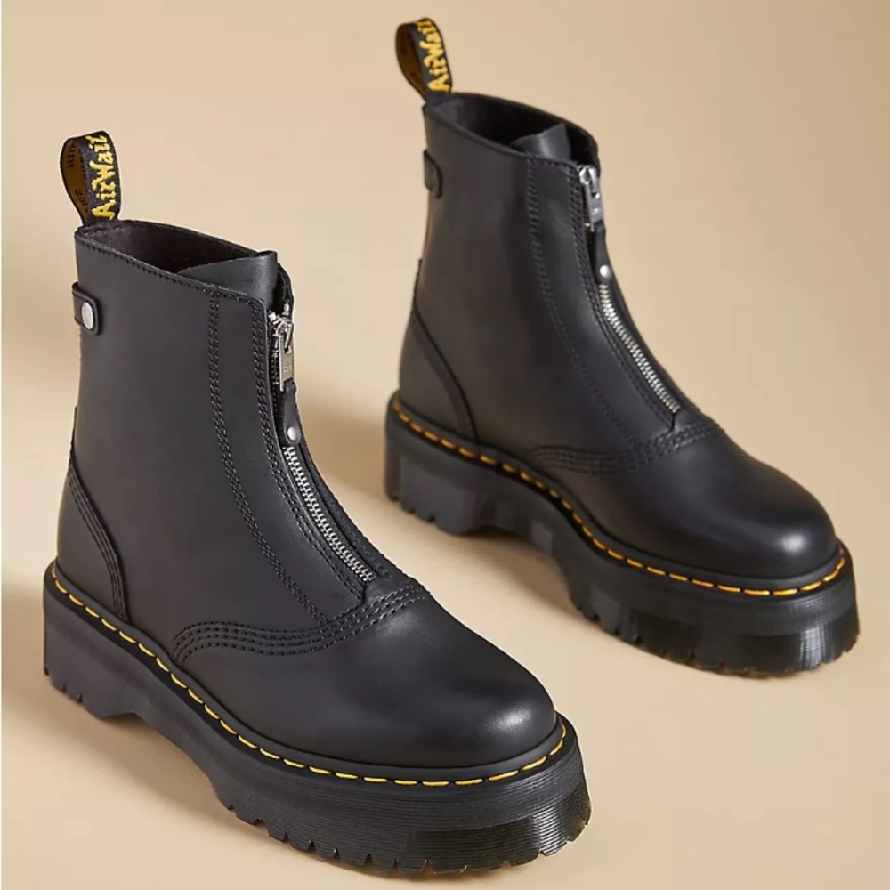 Dr. marten Jetta platform boot